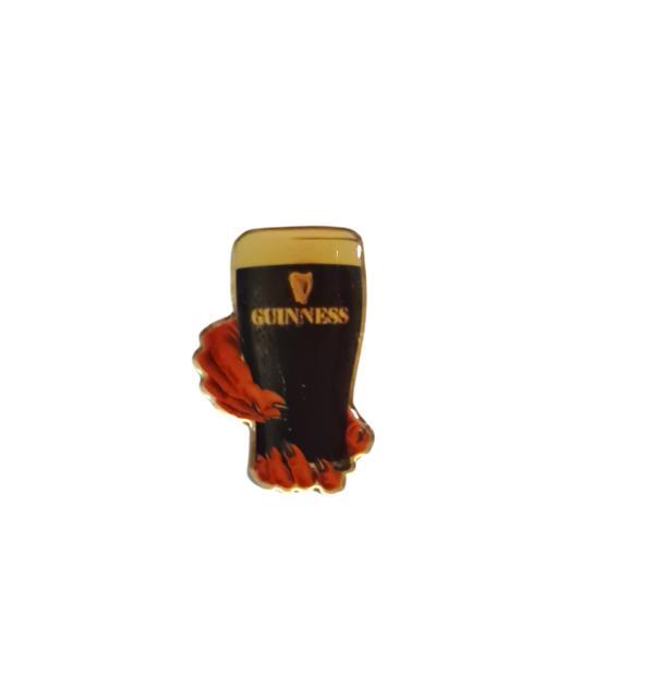 guinness pin helloween 1